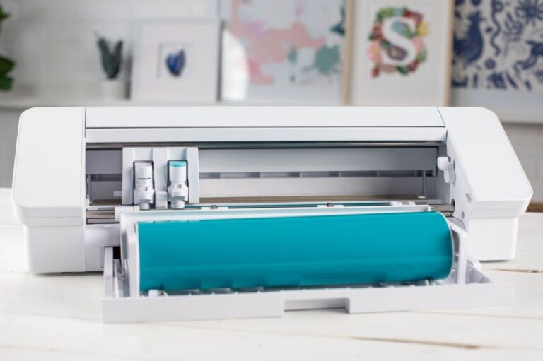 cameo-4-vinyl-cutting-plotter-machine