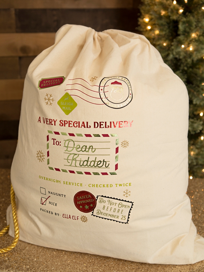 A-Cricut-customized-Santa-sack-for-Christmas