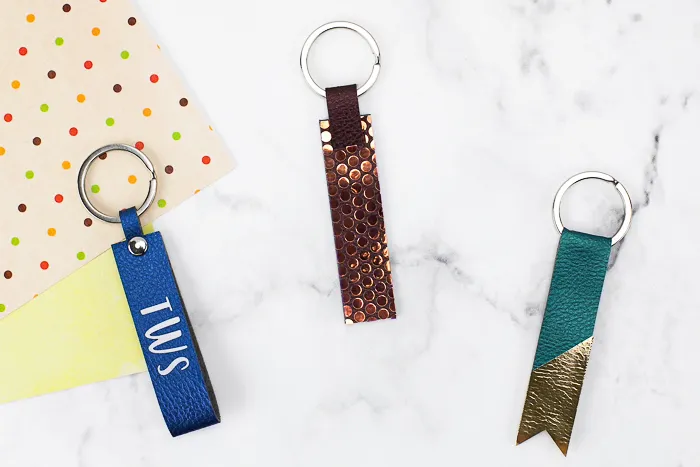 Cricut-leather-Keychains-for-Christmas