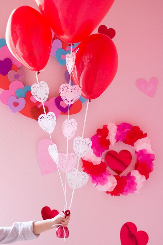 Heart-Doily-Balloon-Tails