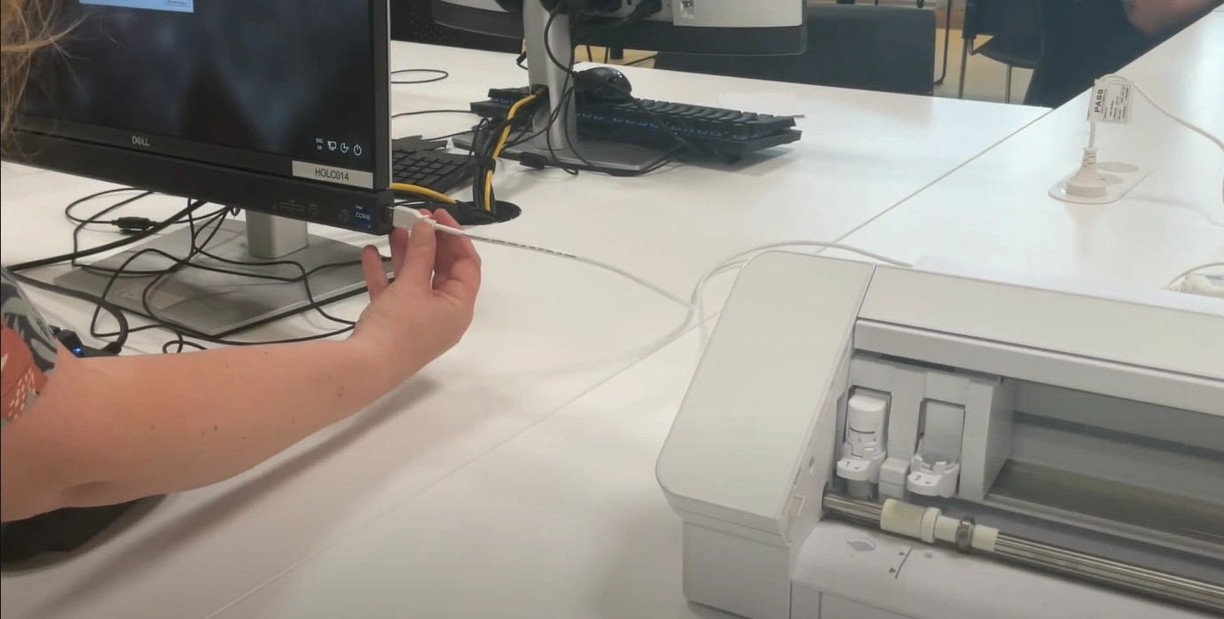 Connect the machine with your computer