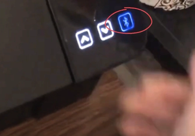 tap the Bluetooth icon on your machine